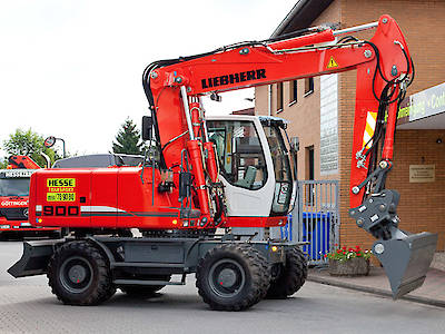 Bagger für Abbrucharbeiten